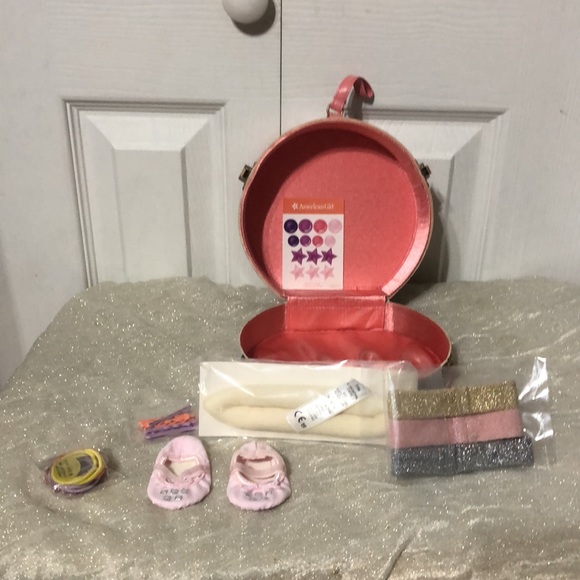 RETIRED American Girl Isabelle Girl of the Year 2014 Dance Case 18 inch doll - Picture 8 of 14